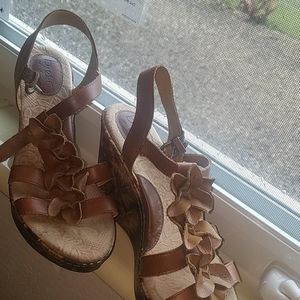 Brown BOC Wedges w Flower Design